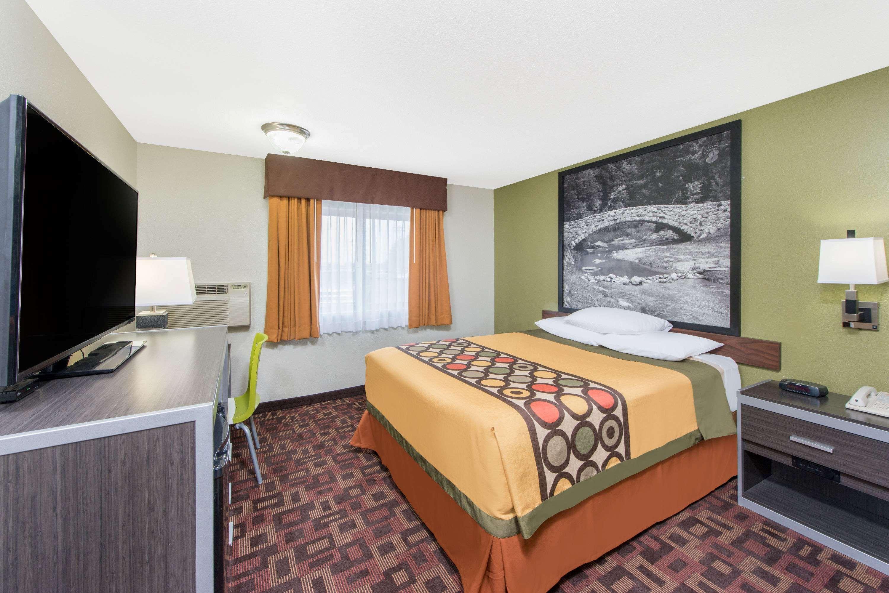 Motel Super 8 By Wyndham Moberly Mo Zewnętrze zdjęcie